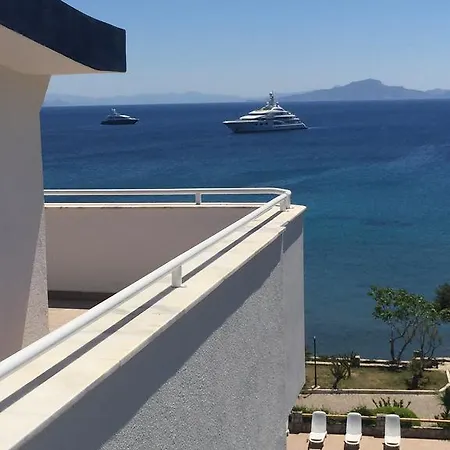 Otel Uslu Hotel Royal Yachting Topanca Adası