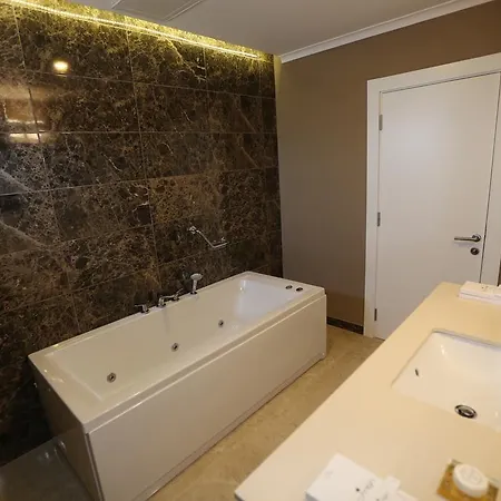 Otel Uslu Hotel Royal Yachting Topanca Adası